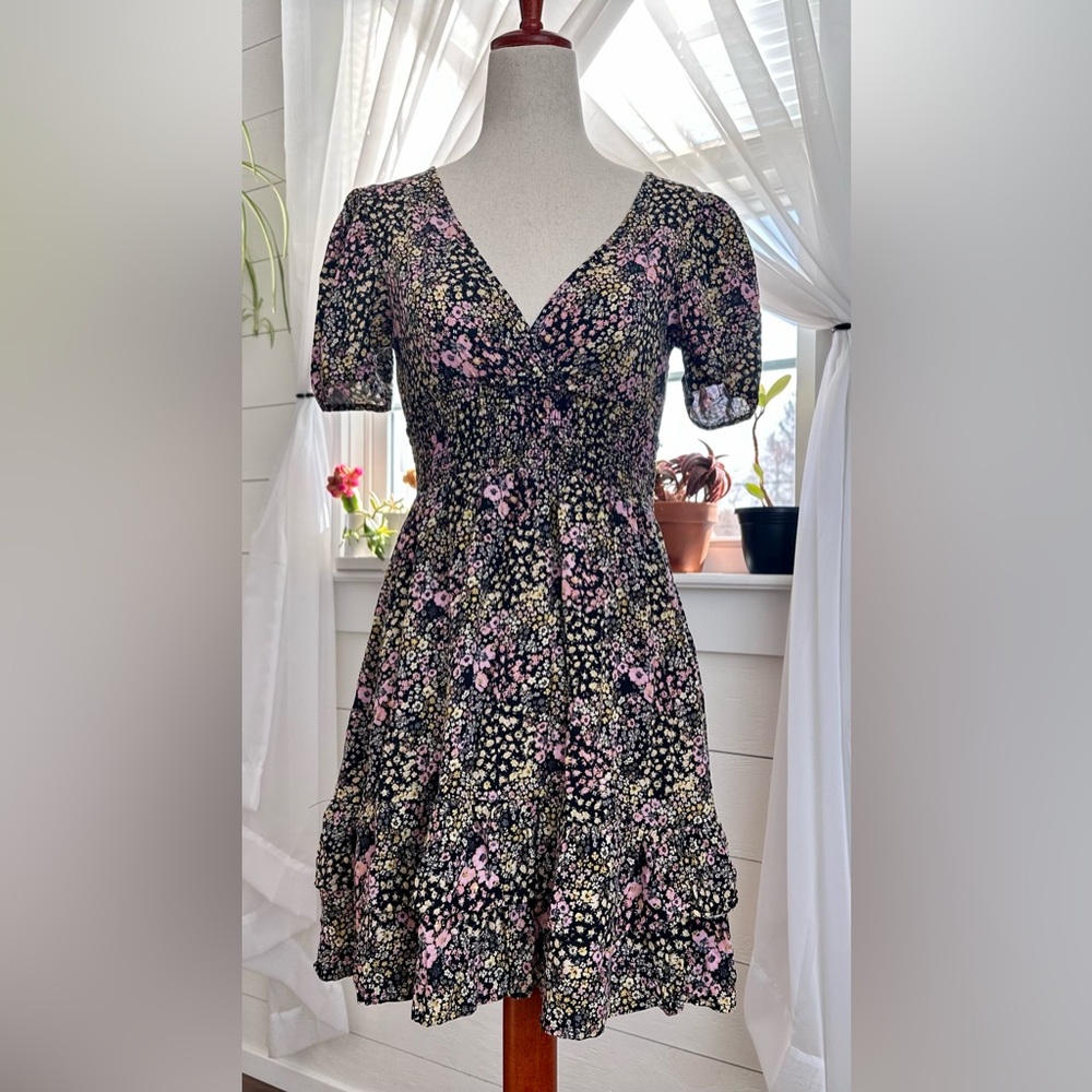Wild Fable floral mini dress 
Size: XS